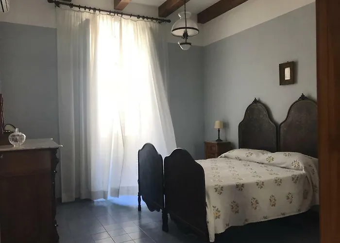 Palazzo Tocco * Tropea